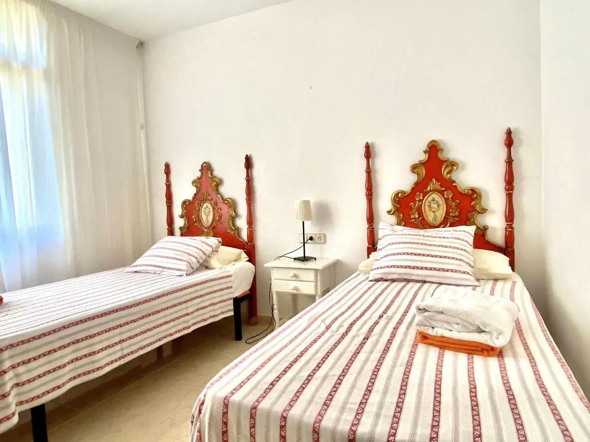 Gran Casa Begur: Family-Friendly Villa with Private Pool 0*, Begur