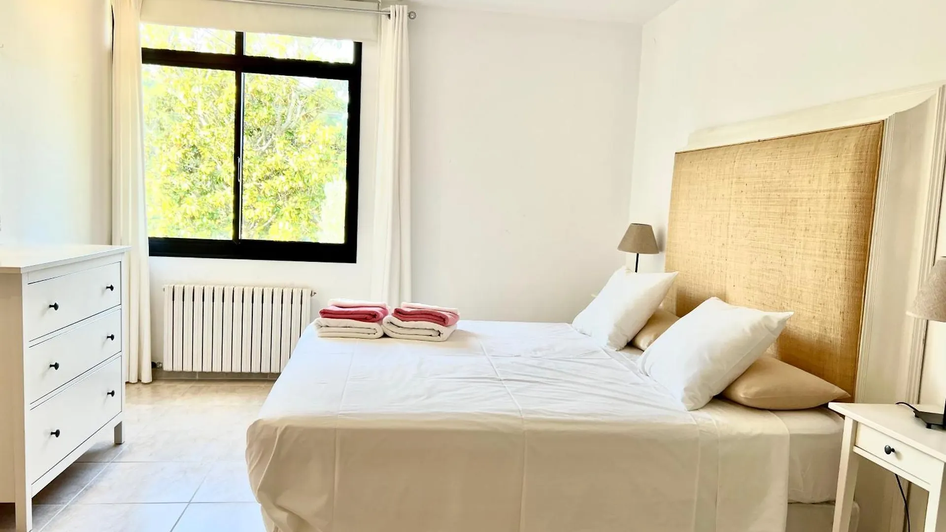 Gran Casa Begur: Family-Friendly Villa with Private Pool  Begur